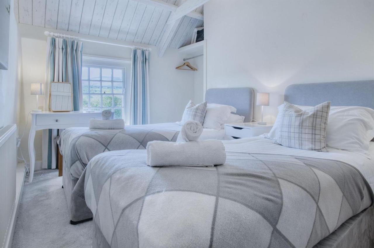 Dollars Cottage - 4 Bedroom Cottage - スランゲンニス エクステリア 写真
